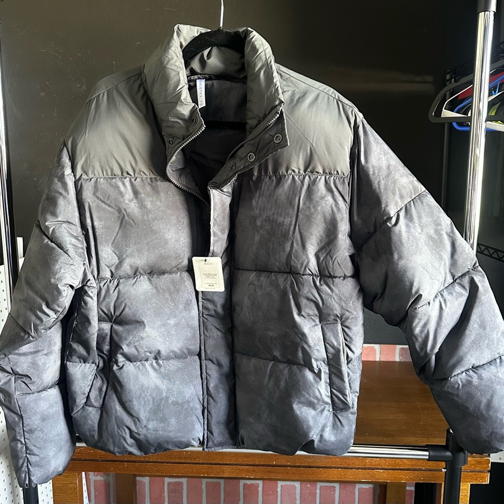 Fabletics Gray Oversized Quilted Puffer Coat with Water-Resistant Finish